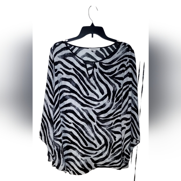 Quintessential Tops - Quintessential zebra print flowy blouse